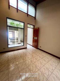 Casas en alquiler Escazu San Rafael, CCR Escazu casas en alquiler, Casas con jardin en alquiler|Escazu San Jose