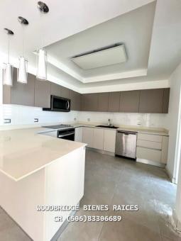 Escazú CR casas en alquiler, Casas en alquiler CR Escazú Guachipelín, Alquiler de casas en condominio| Escazú Guachipelín