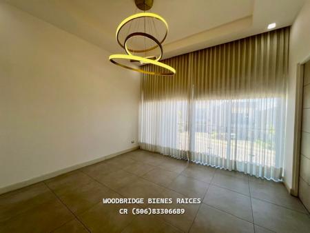 Escazú CR casas en alquiler, Casas en alquiler CR Escazú Guachipelín, Alquiler de casas en condominio| Escazú Guachipelín