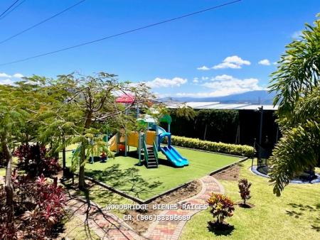 Escazú Costa Rica casas en alquiler, Escazú CR casas en alquiler, Casas en alquiler CR Escazú Guachipelín, Alquiler de casas en condominio| Escazú Guachipelín