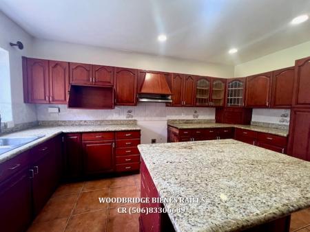 Casas en aquiler o venta Escazu Costa Rica, CR Escazu casas de lujo|alquiler o venta, Escazu Los Laureles casas en alquiler o en venta, Venta de cass Escazu Costa Rica, Alquiler casas en CR Escazu Laureles