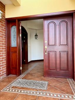 Casas en aquiler o venta Escazu Costa Rica, CR Escazu casas de lujo|alquiler o venta, Escazu Los Laureles casas en alquiler o en venta, Venta de cass Escazu Costa Rica, Alquiler casas en CR Escazu Laureles