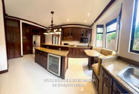 Costa Rica Santa Ana casas de lujo alquiler o venta, Alquiler casas de lujo CR Santa Ana Hacienda Lindora, CR Santa Ana Lindora casas de lujo en venta