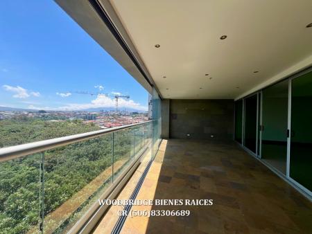 Escazu Central Park condominios en alquiler, CR Escazu condominios de lujo en Central Park en alquiler o venta, Central Park Escazu Trejos Montealegre condos en alquiler o venta