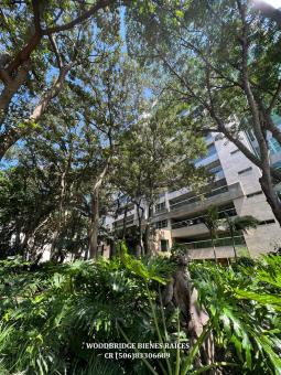 Central Park Escazu condominios en alquiler o venta, CR Escazu condos de lujo en alquiler o venta Central Park