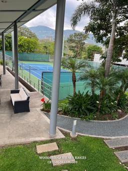 Central Park Escazu condominios en alquiler o venta, CR Escazu condos de lujo en alquiler o venta Central Park