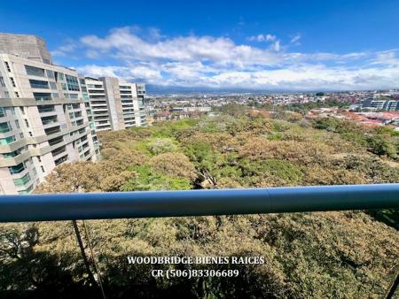Central Park Escazu condominios en alquiler o venta, CR Escazu condos de lujo en alquiler o venta Central Park