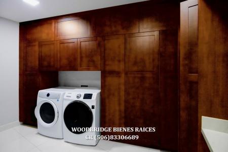 CR Escazu condominios en alquiler en Monteplata, Condos de lujo alquiler Monteplata Escazu CR