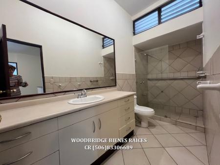 CR Escazu casas en alquiler, Casas en alquiler Escazu Trejos Montealegre