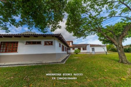 CR Escazu casa de lujo en venta, Venta de casas con jardines |Escazú Costa Rica, San Rafael Escazú casas en venta