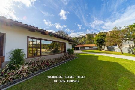 CR Escazu casa de lujo en venta, Venta de casas con jardines |Escazú Costa Rica, San Rafael Escazú casas en venta