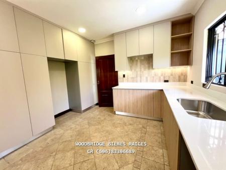 Casas de lujo en venta Cerro Alto Escazú, Luxury homes for sale in CR Escazu Cerro Alto, CR Escazú casas en venta en Condominio Cerro Alto