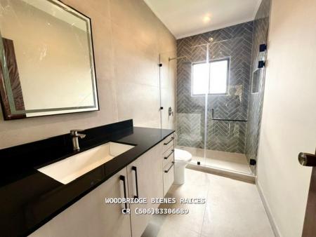 Casas de lujo en venta Cerro Alto Escazú, Luxury homes for sale in CR Escazu Cerro Alto, CR Escazú casas en venta en Condominio Cerro Alto