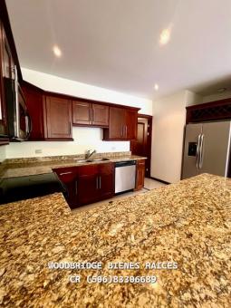 Escazu condominios en alquiler, CR Escazú alquiler de condominios en Valle Arriba, Escazú San Jose alquiler de condos amoblados