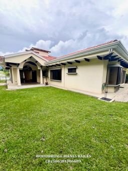 Casa en venta CR Santa Ana en Parque Valle Del Sol, CR Parque Valle Del Sol casas en venta, Venta de casas en Santa Ana Parque Valle Del Sol
