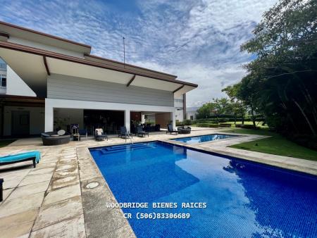 Escazu apartamentos en alquiler Distrito 4, Distrito 4 Escazu apartamentos en alquiler, CR Escazu apartamentos amobaldos en alquiler Distrito 4