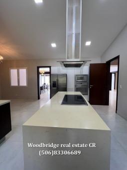 CR Escazu casas en venta, Casas de lujo en venta CR Escazu, Venta de casas Escazu Costa Rica