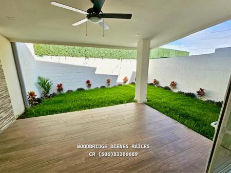 Casas en alquiler Escazú Costa Rica, Casas en alquiler Escazú Guachipelin, Casas alquiler Escazu Condominio Source Living