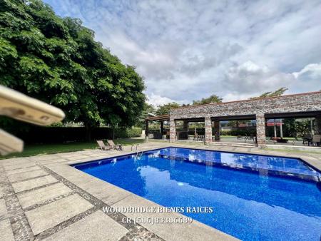Escazu casas en alquiler en Cerro Alto, CR Escazu casas en alquiler en Cerro Alto