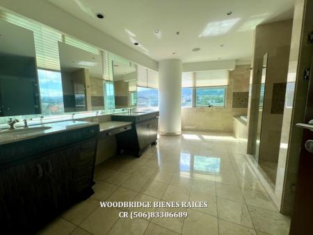Central Park Escazu condominios en alquiler o venta, CR Escazu condos de lujo en alquiler o venta Central Park