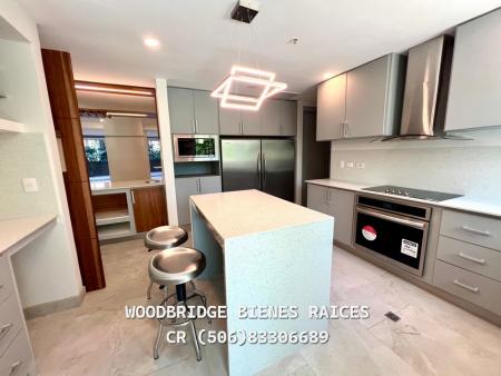 Escazú Central Park condominios en alquiler, Condominios de lujo en alquiler Escazú Central Park, Costa Rica condos de lujo en alquiler Central Park Escazu