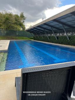 Escazu Central Park condominios en alquiler, CR Escazu condominios de lujo en Central Park en alquiler o venta, Central Park Escazu Trejos Montealegre condos en alquiler o venta