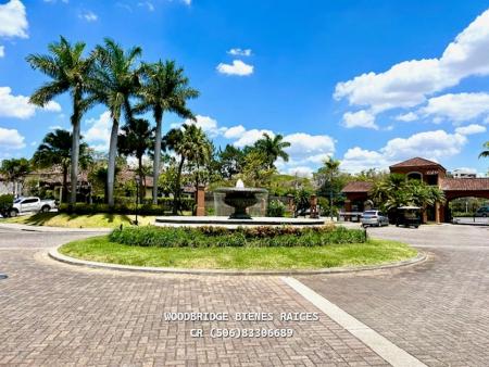 Luxury homes for sale in CR Escazu Cerro Alto, CR Escazú casas en venta en Condominio Cerro Alto